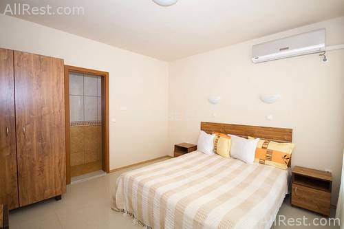 Green Hills Hotel 13